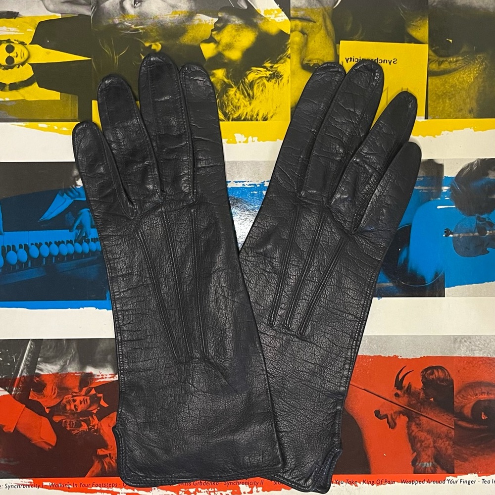 Black Leather Vintage Gloves by Matisse Glace’